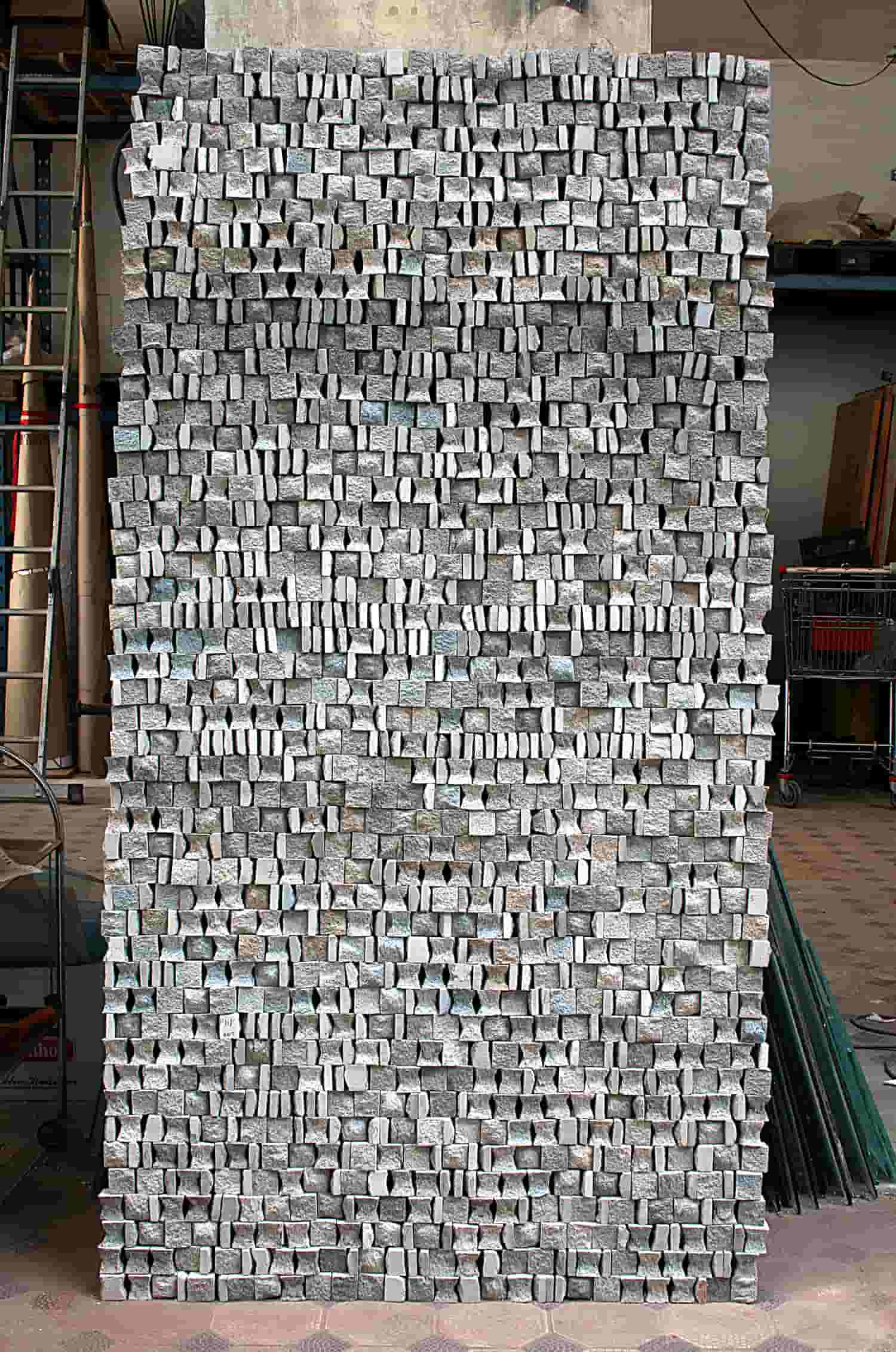 „o. T.“, Beton, Testwürfel, 200 x 100 cm, 2012
