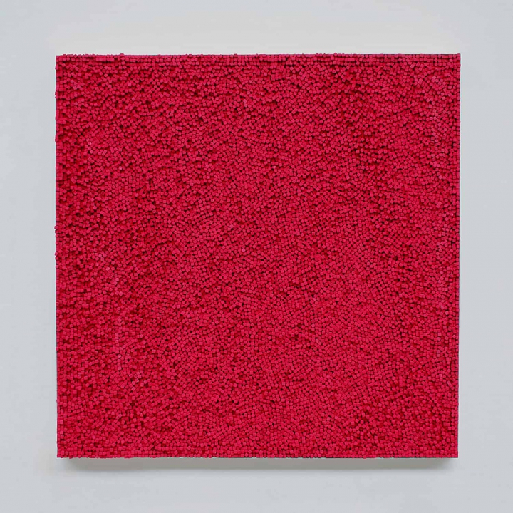 „o. T.“, dunkelrote Kreide, 150 x 150 cm, 2012