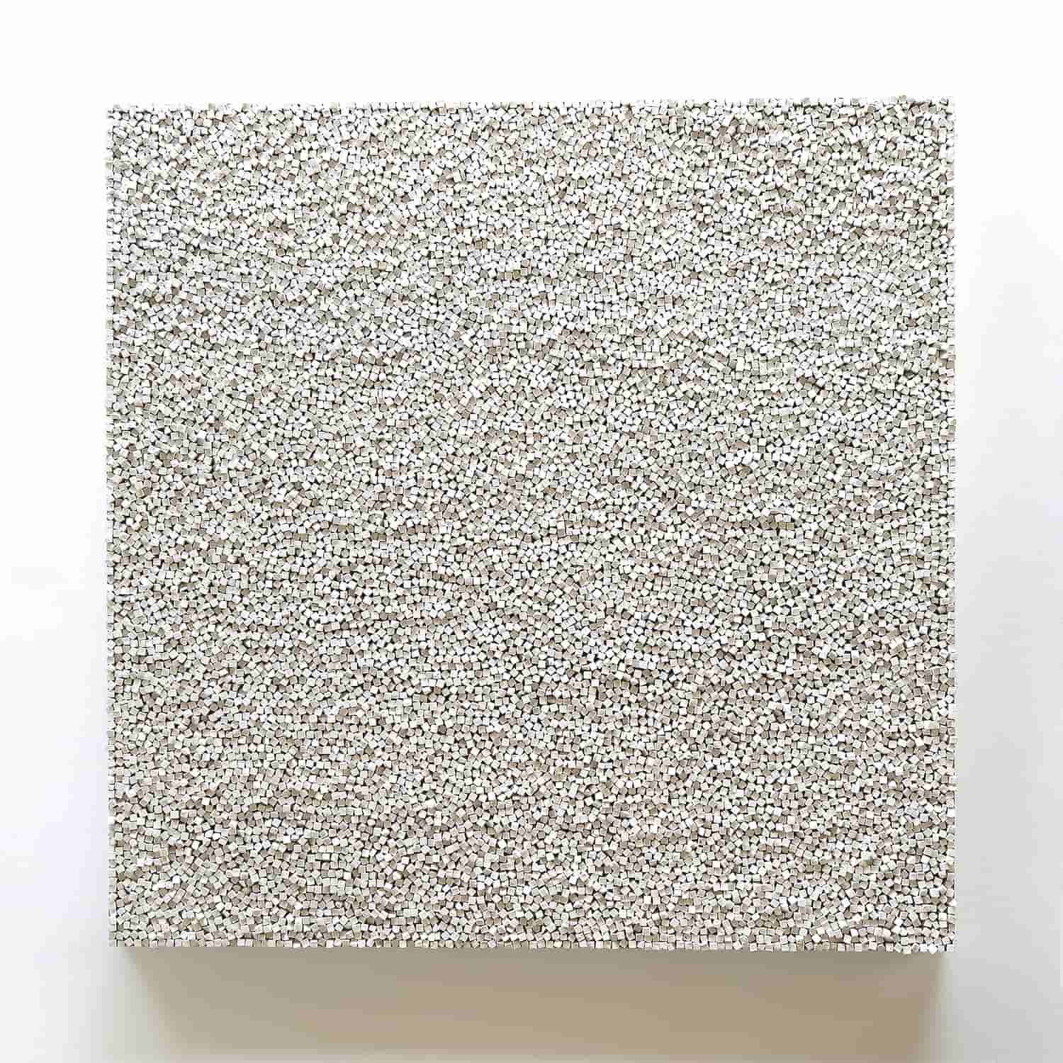 „WEISS V“, Kreide, 150 x 150 cm, 2015