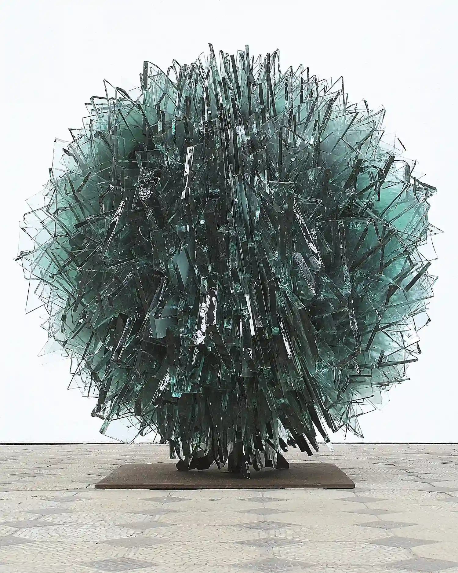 „o. T.“, Glas, 90 x 90 x 90 cm, 2010